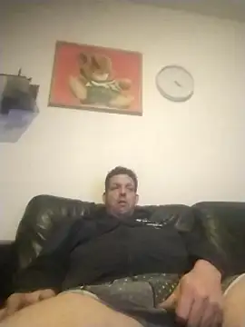 Snapshot of Knuffelstaaf123 chatting on 01.31.25 Knuffelstaaf123 online show from 01.31.25