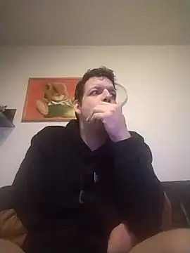 Snapshot of Knuffelstaaf123 chatting on 02.06.25 Knuffelstaaf123 online show from 02.06.25