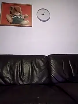 Snapshot of Knuffelstaaf123 chatting on 02.25.25 Knuffelstaaf123 online show from 02.25.25