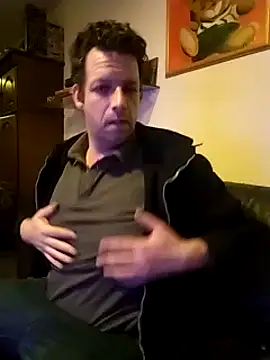 Snapshot of Knuffelstaaf123 chatting on 03.02.25 Knuffelstaaf123 online show from 03.02.25