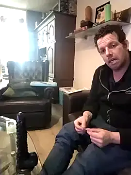 Snapshot of Knuffelstaaf123 chatting on 03.03.25 Knuffelstaaf123 online show from 03.03.25