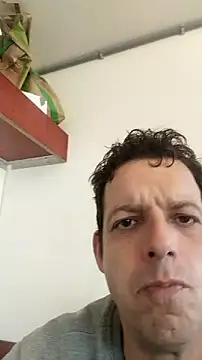 Snapshot of Knuffelstaaf123 chatting on 10.30.25 Knuffelstaaf123 online show from 10.30.25