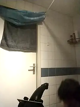 Snapshot of Knuffelstaaf123 chatting on 11.30.25 Knuffelstaaf123 online show from 11.30.25