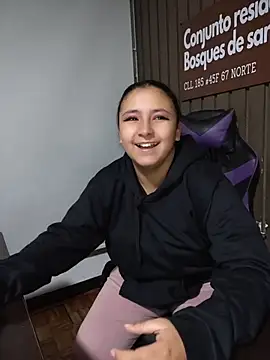 Cute Penelope online show from 04.22.26