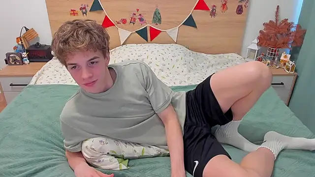 Snapshot of Fandi_777 chatting on 01.17.26 Fandi 777 online show from 01.17.26