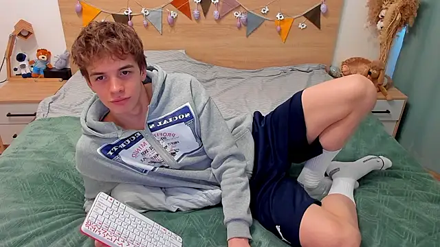 Snapshot of Fandi_777 chatting on 03.06.26 Fandi 777 online show from 03.06.26