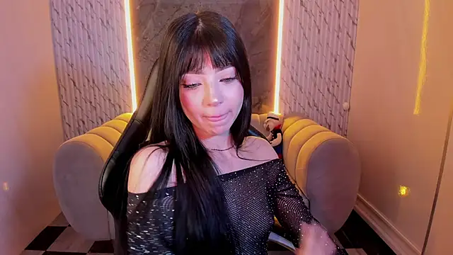 Snapshot of _mia_collins_b_ chatting on 10.16.25  mia collins b  online show from 10.16.25