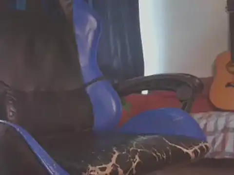 Snapshot of gerson173Hugo chatting on 12.12.24 gerson173Hugo online show from 12.12.24