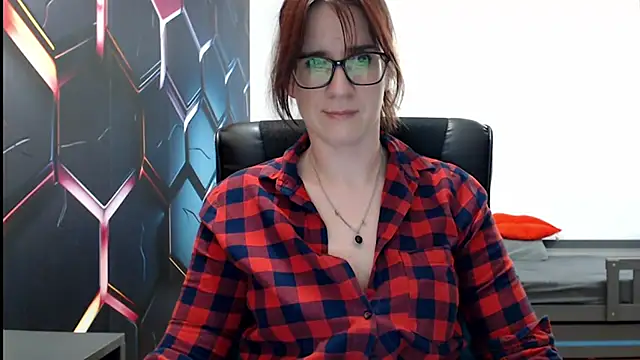 Snapshot of KayaRose chatting on 03.10.25 KayaRose online show from 03.10.25