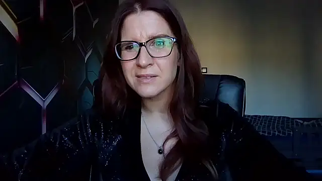 Snapshot of KayaRose chatting on 09.15.25 KayaRose online show from 09.15.25