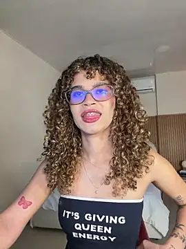 Snapshot of Lianh_Benett chatting on 03.10.26 Lianh Benett online show from 03.10.26