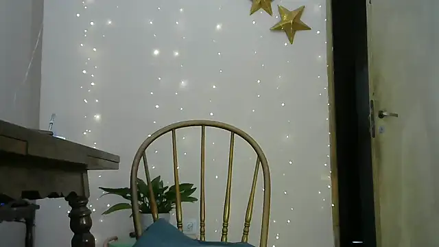 Snapshot of lucecitafantasy2 chatting on 01.11.25 lucecitafantasy2 online show from 01.11.25