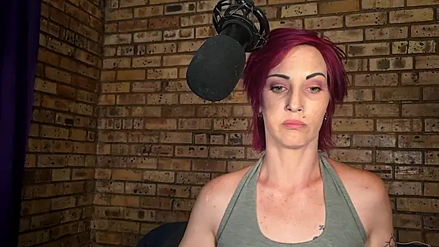 Snapshot of Astoria_Moon chatting on 12.14.24 Astoria Moon online show from 12.14.24