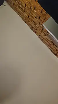 Snapshot of Astoria_Moon chatting on 11.04.25 Astoria Moon online show from 11.04.25