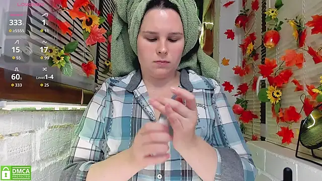 Candys booty online show from 10.18.25