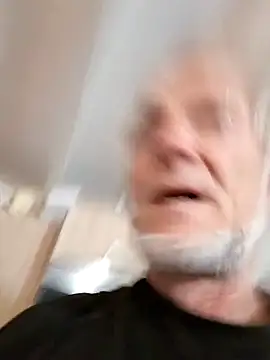 Snapshot of 60philippe chatting on 11.14.25 60philippe online show from 11.14.25