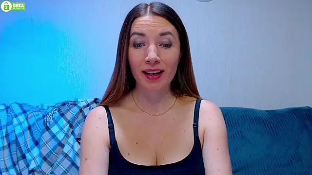 Snapshot of Sweet___Amelia chatting on 09.24.25 Sweet   Amelia online show from 09.24.25