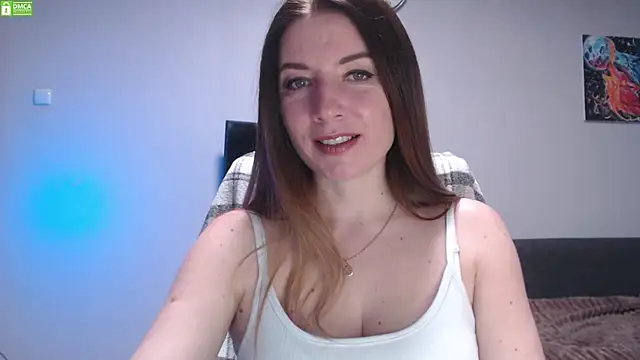 Snapshot of Sweet___Amelia chatting on 05.17.26 Sweet Amelia online show from 05.17.26