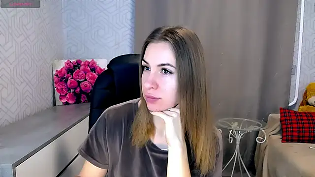 Snapshot of Naughty__Megan chatting on 02.20.25 Naughty Megan online show from 02.20.25