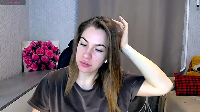 Snapshot of Naughty__Megan chatting on 02.21.25 Naughty Megan online show from 02.21.25