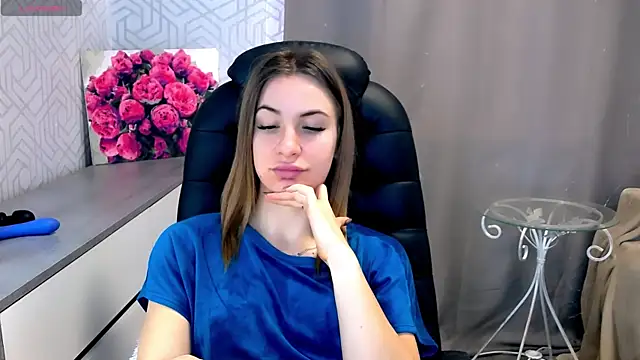 Snapshot of Naughty__Megan chatting on 02.22.25 Naughty Megan online show from 02.22.25