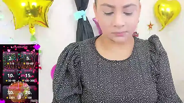 Snapshot of sofia_valeriaa chatting on 12.16.24 sofia valeriaa online show from 12.16.24