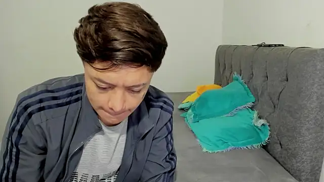 Snapshot of steban_and_kim chatting on 01.08.26 steban and kim online show from 01.08.26