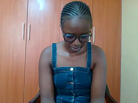 Snapshot of sexy_darleen23 chatting on 02.09.26 sexy darleen23 online show from 02.09.26