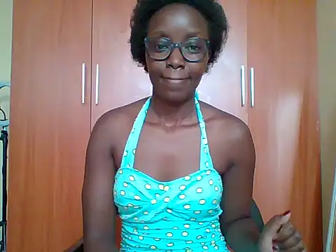 Snapshot of sexy_darleen23 chatting on 02.16.26 sexy darleen23 online show from 02.16.26