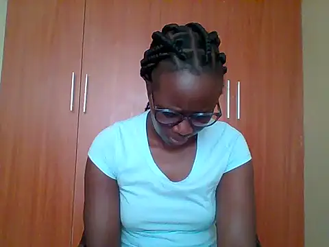 Snapshot of sexy_darleen23 chatting on 02.20.26 sexy darleen23 online show from 02.20.26