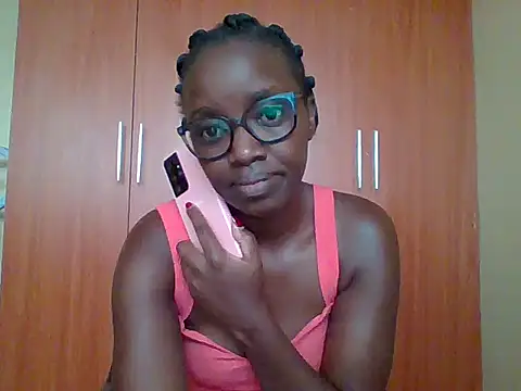 Snapshot of sexy_darleen23 chatting on 02.24.26 sexy darleen23 online show from 02.24.26