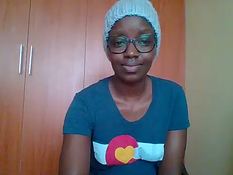 Snapshot of sexy_darleen23 chatting on 03.01.26 sexy darleen23 online show from 03.01.26