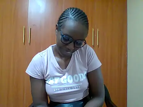 Snapshot of sexy_darleen23 chatting on 03.10.26 sexy darleen23 online show from 03.10.26