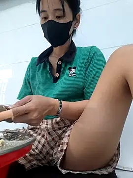 Snapshot of Xaoxang chatting on 09.29.25 Xaoxang online show from 09.29.25