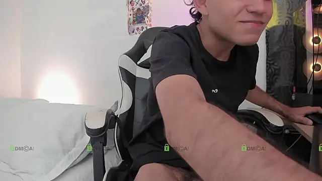 Snapshot of ronaldmq20 chatting on 01.12.26 ronaldmq20 online show from 01.12.26