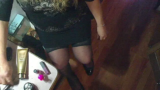 Snapshot of jessicalove99 chatting on 02.14.25 jessicalove99 online show from 02.14.25