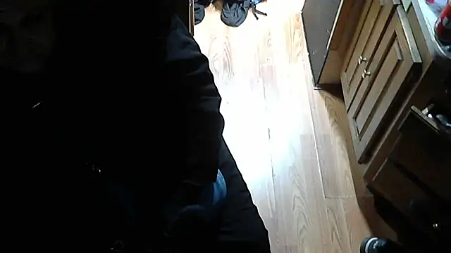 Snapshot of jessicalove99 chatting on 11.25.25 jessicalove99 online show from 11.25.25