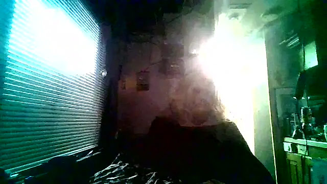 Snapshot of jessicalove99 chatting on 12.20.25 jessicalove99 online show from 12.20.25