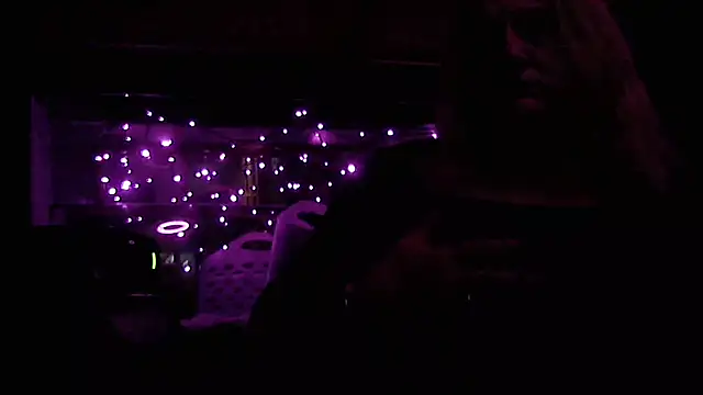 Snapshot of jessicalove99 chatting on 02.02.26 jessicalove99 online show from 02.02.26