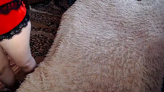  Kitti  online show from 03.18.25