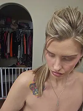 ellieconradxo online show from 05.14.26