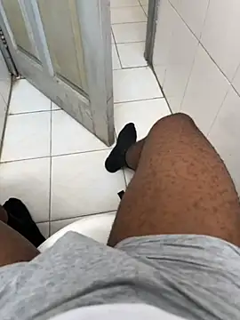 Snapshot of Black-mamba-madingo chatting on 11.25.25 Black-mamba-madingo online show from 11.25.25