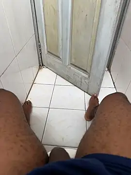 Snapshot of Black-mamba-madingo chatting on 11.27.25 Black-mamba-madingo online show from 11.27.25