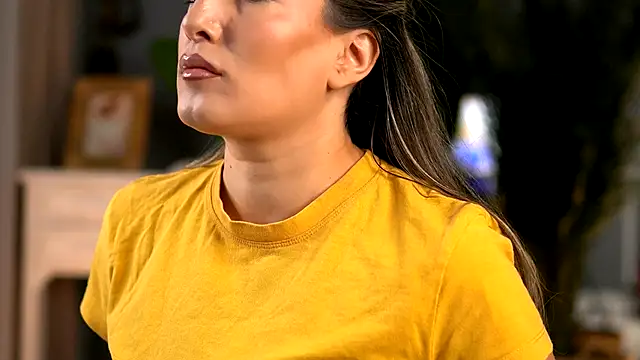 KellyMathews online show from 09.11.25