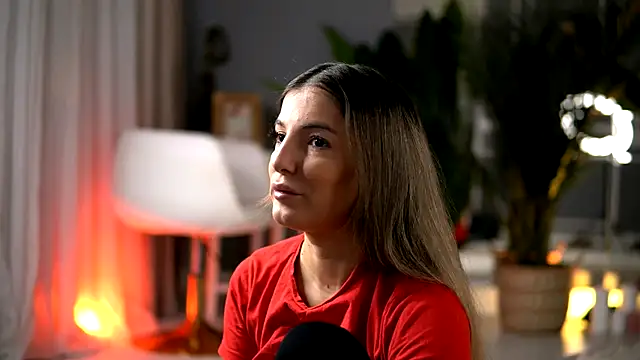 KellyMathews online show from 11.26.25