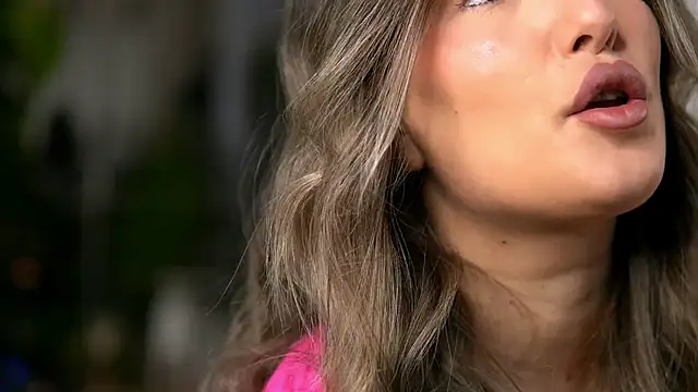 KellyMathews online show from 02.26.26