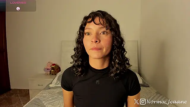 Snapshot of Norma-Jeaane chatting on 11.14.25 Norma-Jeaane online show from 11.14.25