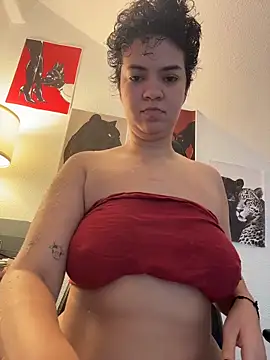 Snapshot of rafamarianoofc chatting on 11.12.25 rafamarianoofc online show from 11.12.25