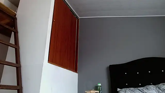 Emilia 1995 online show from 06.03.26