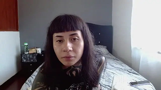 Emilia 1995 online show from 06.11.26